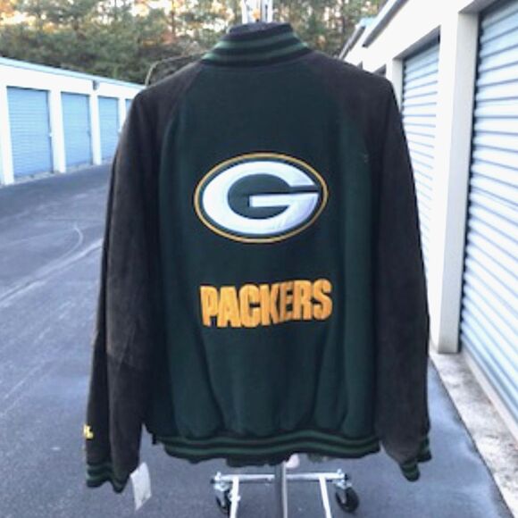 Full Zip . Size: Extra Large {46-48} Varsity . Bomber Jacket . Green Bay Packers - Picture 1 of 6